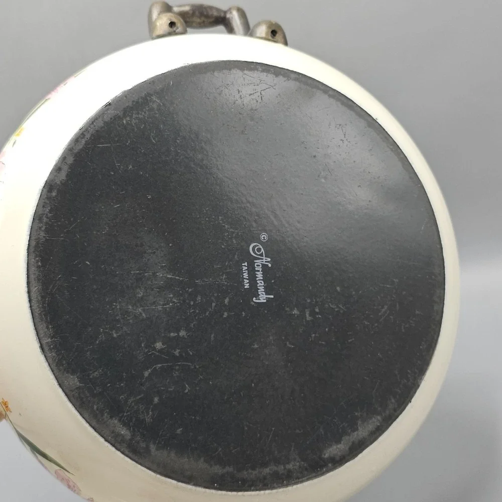 Normandy inside shows